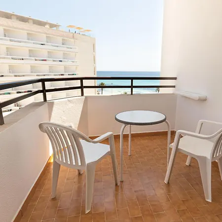 R2 公寓 卡拉米洛